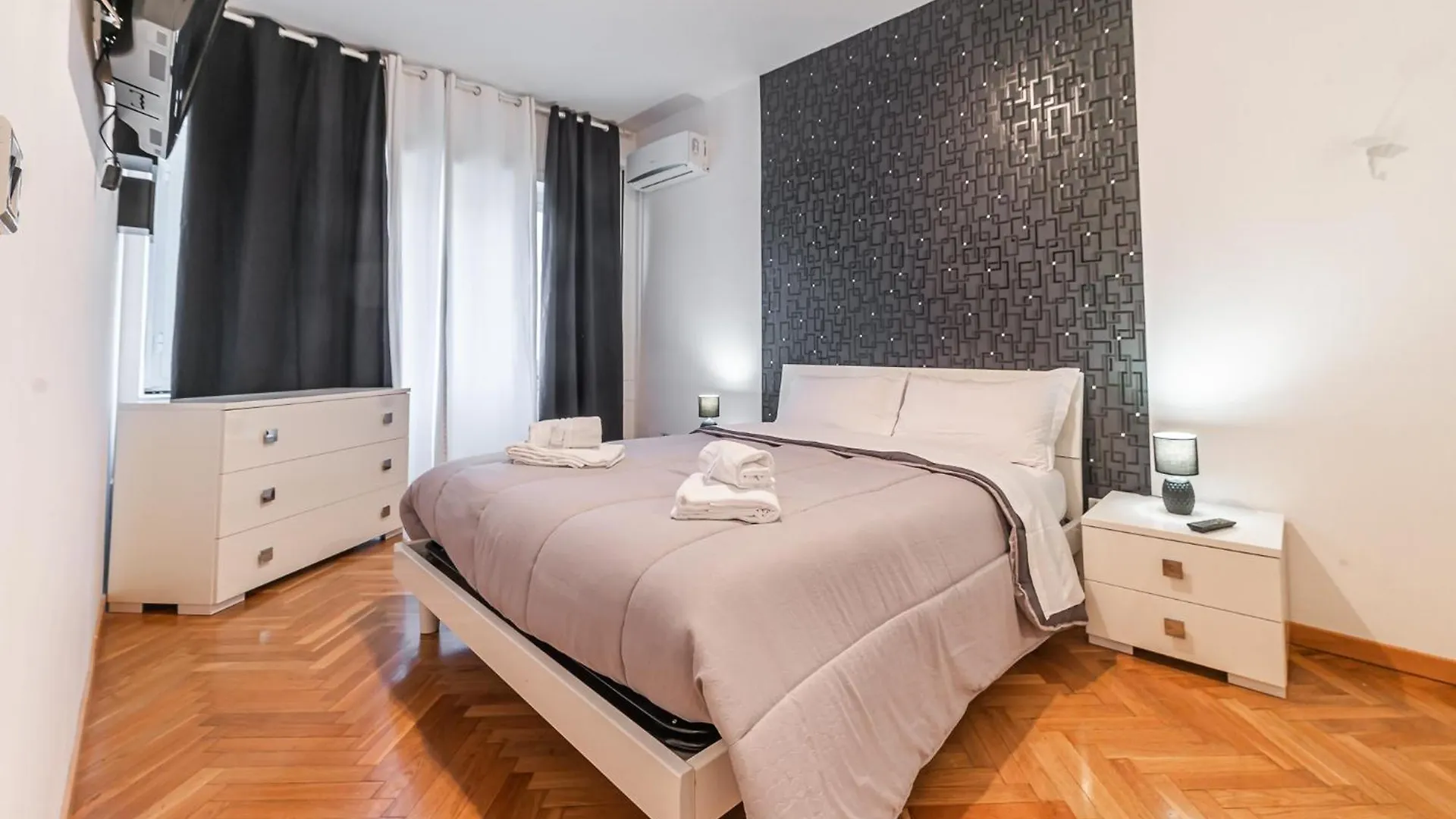 Desire Flat - Vatican City - Metro Cipro And Wifi contacts