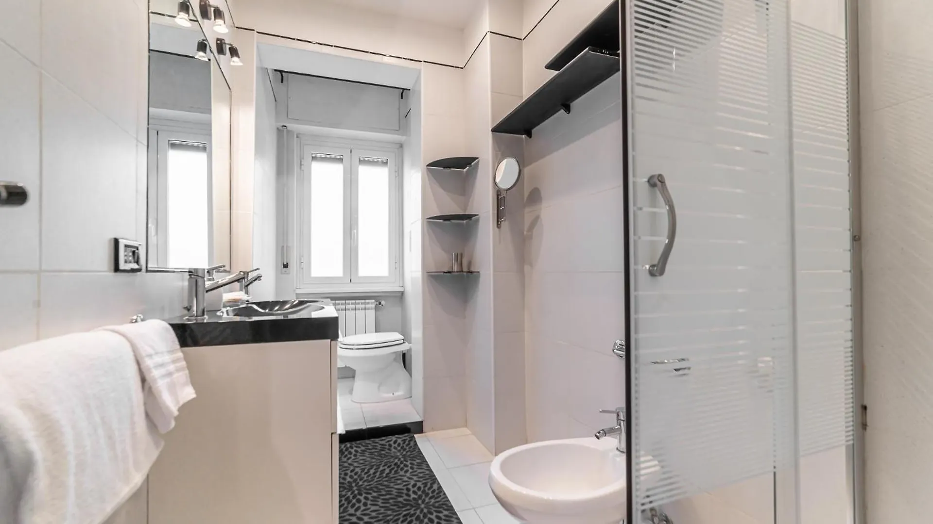 Desire Flat - Vatican City - Metro Cipro And Wifi Rome Apartment